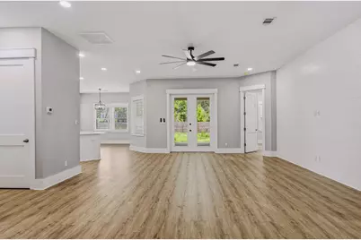 258 W Bayou Forest Drive, Freeport, FL 32439 - Photo 6