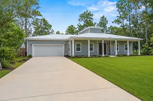 258 W Bayou Forest Dr, Freeport, FL 32439 - Photo 1