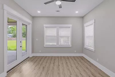 258 W Bayou Forest Drive, Freeport, FL 32439 - Photo 18