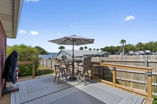 1915 Jo-Tam Ln, Navarre, FL 32566 - Photo 36