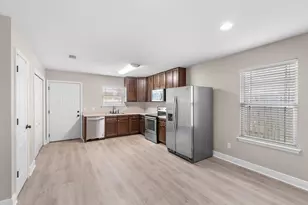 1974 Crosscreek Cir, Gulf Breeze, FL 32563 - Photo 10