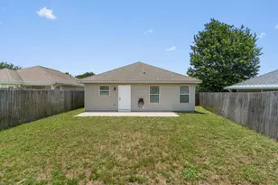 1974 Crosscreek Cir, Gulf Breeze, FL 32563 - Photo 2