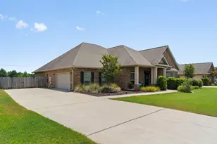 6229 Lapis Ln, Crestview, FL 32539 - Photo 2