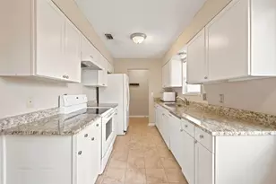 1010 Aspen Ct, Fort Walton Beach, FL 32547 - Photo 12