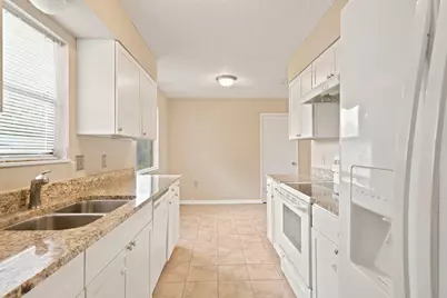 1010 Aspen Court, Fort Walton Beach, FL 32547 - Photo 14