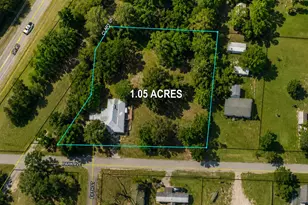 8127 5th St, Laurel Hill, FL 32567 - Photo 2