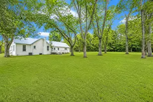8127 5th St, Laurel Hill, FL 32567 - Photo 28
