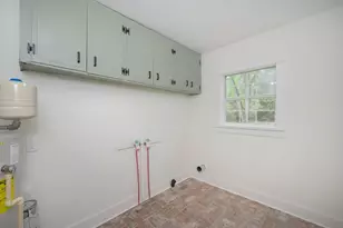 8127 5th St, Laurel Hill, FL 32567 - Photo 14