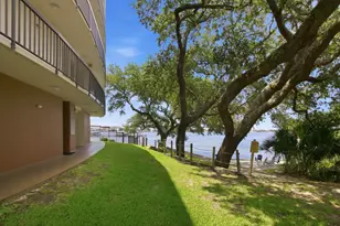 214 SW Miracle Strip Pkwy, Fort Walton Beach, FL 32548 - Photo 14