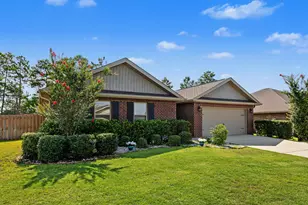 352 Merlin Ct, Crestview, FL 32539 - Photo 1