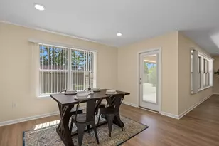 352 Merlin Ct, Crestview, FL 32539 - Photo 12