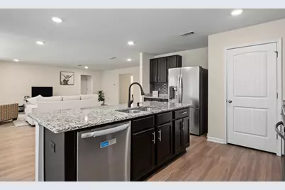 352 Merlin Court, Crestview, FL 32539 - Photo 8
