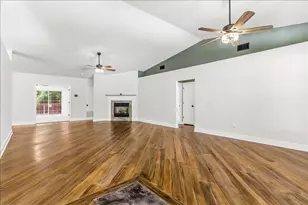 656 Territory Ln, Crestview, FL 32536 - Photo 6