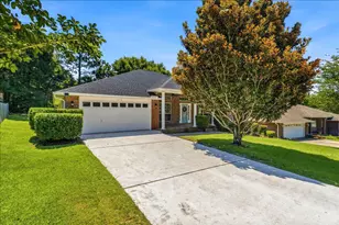 656 Territory Ln, Crestview, FL 32536 - Photo 4