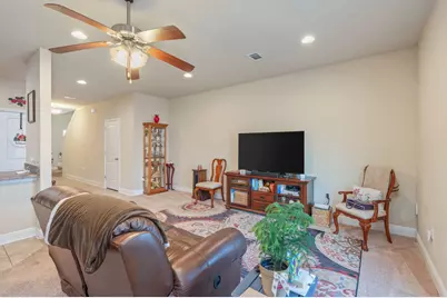 124 E Iron Horse Drive, Crestview, FL 32539 - Photo 10