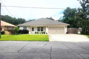 101 Doodle Ave, Fort Walton Beach, FL 32547 - Photo 1