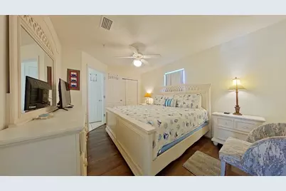 8436 Gulf Boulevard #UNIT 613, Navarre, FL 32566 - Photo 10