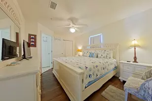 8436 Gulf Blvd, Navarre, FL 32566 - Photo 10