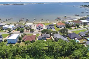 159 Shoreline Dr, Mary Esther, FL 32569 - Photo 1