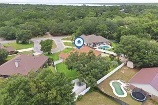 6890 Gaspar Ct, Navarre, FL 32566 - Photo 4