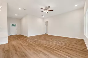123 Fairway Dr, Crestview, FL 32536 - Photo 6