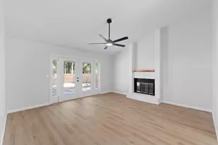 208 Cottonwood Ct, Niceville, FL 32578 - Photo 12