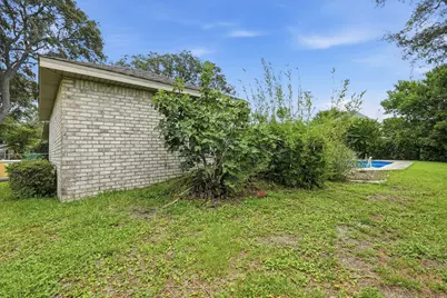 85 Lake Lorraine Circle, Shalimar, FL 32579 - Photo 72