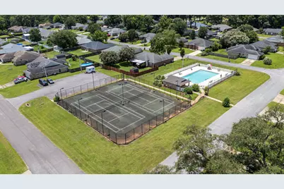 3019 Crown Creek Circle, Crestview, FL 32539 - Photo 2