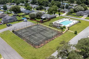 3019 Crown Creek Cir, Crestview, FL 32539 - Photo 2