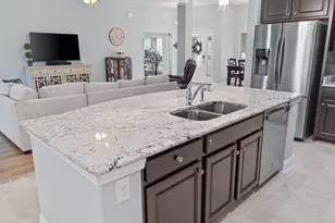 3019 Crown Creek Cir, Crestview, FL 32539 - Photo 14