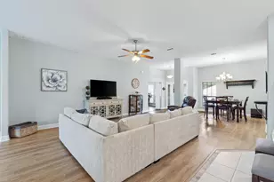 3019 Crown Creek Cir, Crestview, FL 32539 - Photo 8