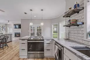 895 Shalimar Ct, Shalimar, FL 32579 - Photo 18