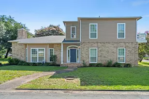 895 Shalimar Ct, Shalimar, FL 32579 - Photo 1