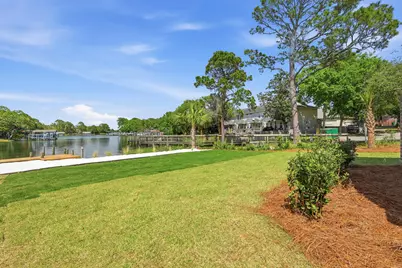 8 NE Yacht Club Drive, Fort Walton Beach, FL 32548 - Photo 58