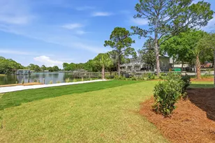 8 NE Yacht Club Dr, Fort Walton Beach, FL 32548 - Photo 58