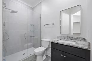 8 NE Yacht Club Dr, Fort Walton Beach, FL 32548 - Photo 14