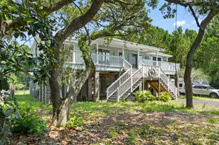 3034 Bay St, Gulf Breeze, FL 32563 - Photo 32