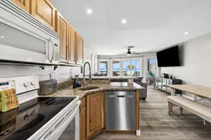 17305 Front Beach Rd, Panama City Beach, FL 32413 - Photo 14