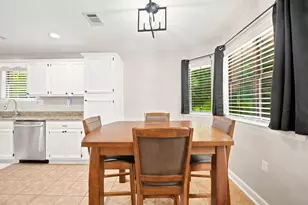 2216 Calle De Marbella, Navarre, FL 32566 - Photo 10
