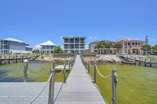 2566 Cayenne Ln, Shalimar, FL 32579 - Photo 120