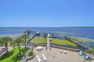 2566 Cayenne Ln, Shalimar, FL 32579 - Photo 90