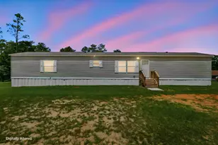 940 Hiawatha St, Holt, FL 32564 - Photo 2