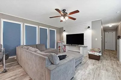 940 Hiawatha Street, Holt, FL 32564 - Photo 6