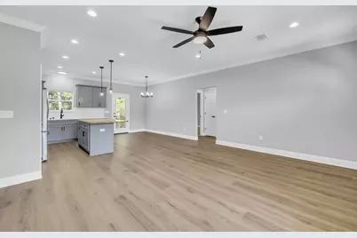 193 Hunters Ridge Drive, Defuniak Springs, FL 32433 - Photo 10