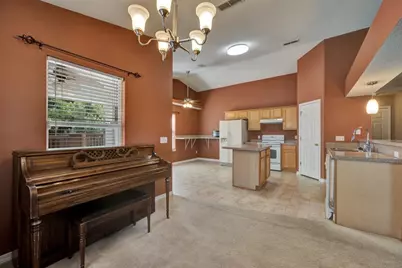 272 Limestone Circle, Crestview, FL 32539 - Photo 8