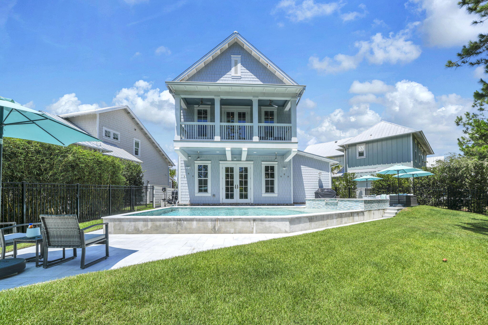 224 White Cottage Rd main architectural view