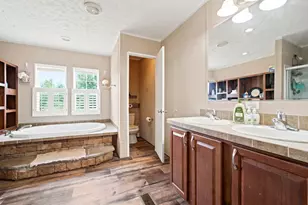 439 Woodpecker Ln, Holt, FL 32564 - Photo 24
