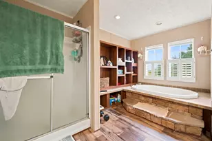 439 Woodpecker Ln, Holt, FL 32564 - Photo 28