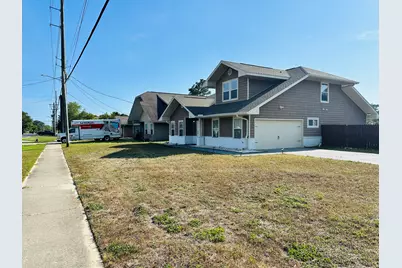118 NW Jonquil Avenue, Fort Walton Beach, FL 32548 - Photo 2