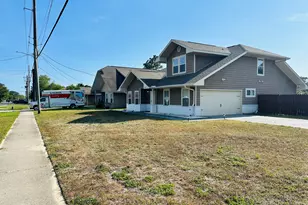 118 NW Jonquil Ave, Fort Walton Beach, FL 32548 - Photo 2
